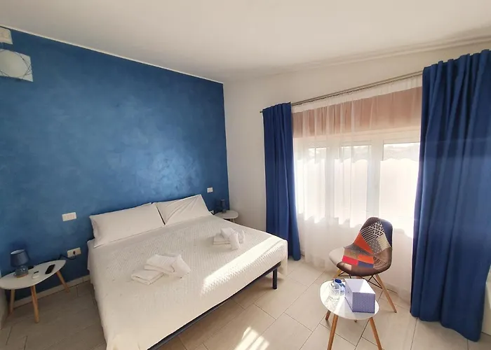 Blue Velvet ゲストハウス トルトリ